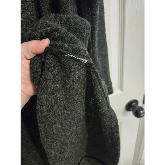 ASTR The Label Wool Blend Cardigan Size Small Extra Long - Picture 10 of 10